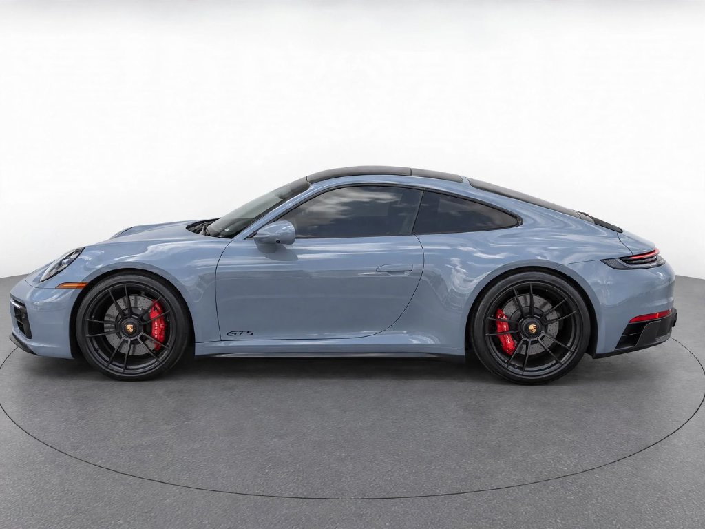 Certified 2024 Porsche 911 Carrera GTS RWD image 2