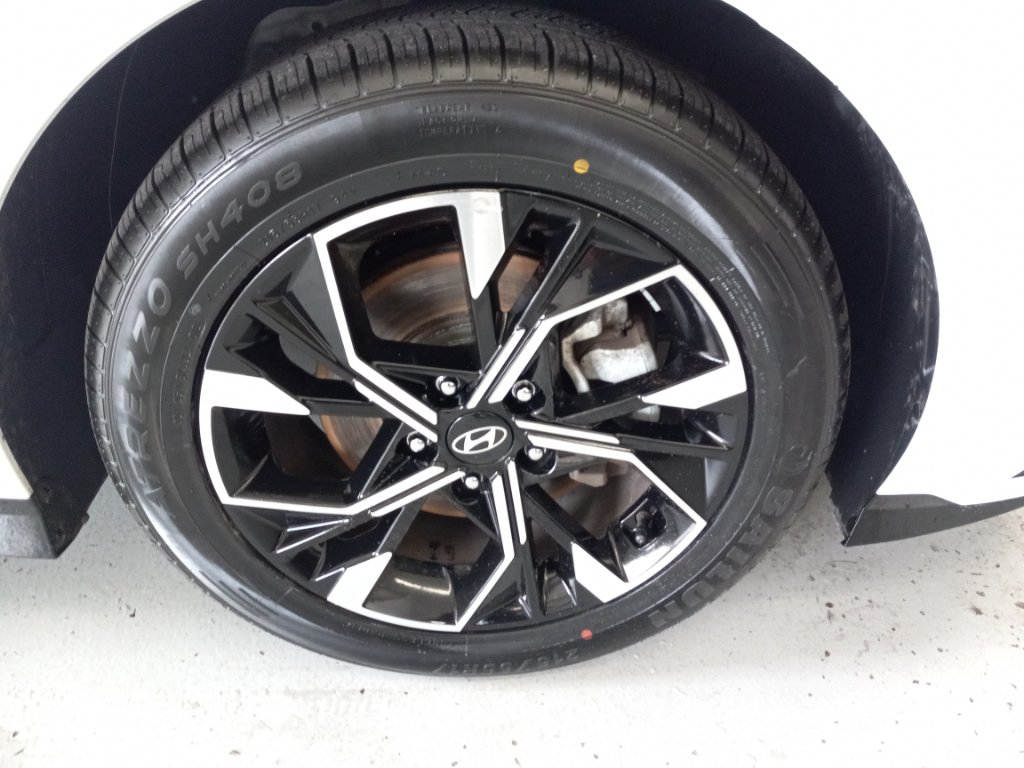 Used 2024 Hyundai Sonata SEL FWD image 4