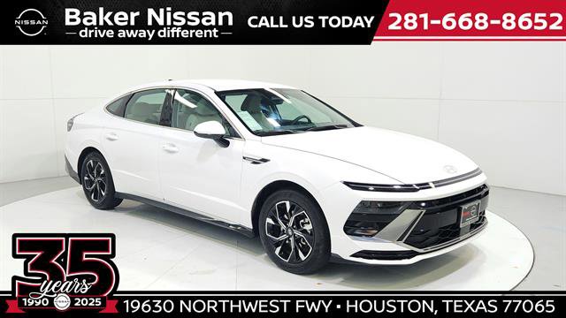 Used 2025 Hyundai Sonata SEL image 1