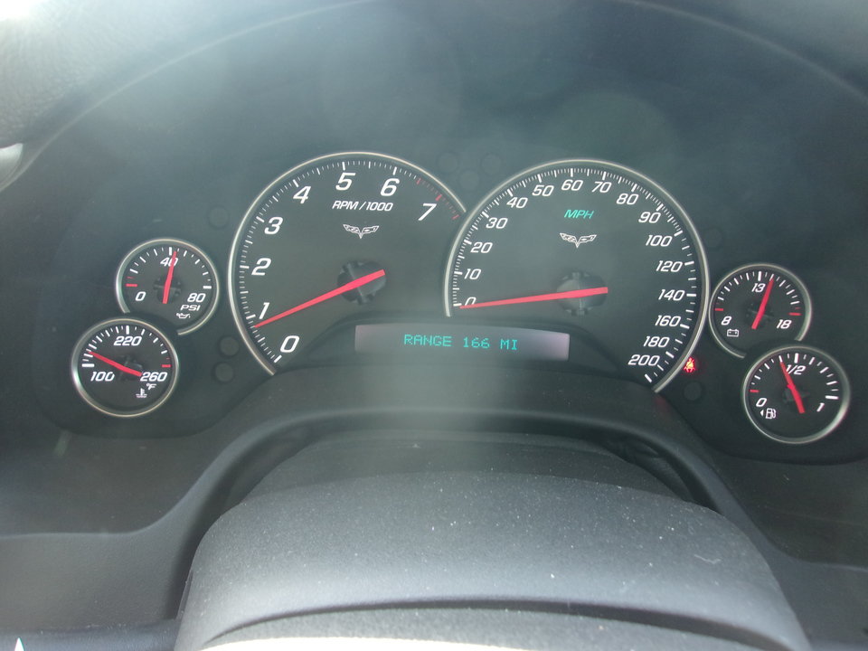 Used 2006 Chevrolet Corvette Coupe w/ Preferred Equipment Group RWD image 14
