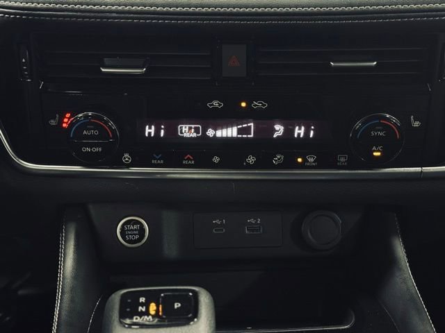 Used 2023 Nissan Rogue SL image 32