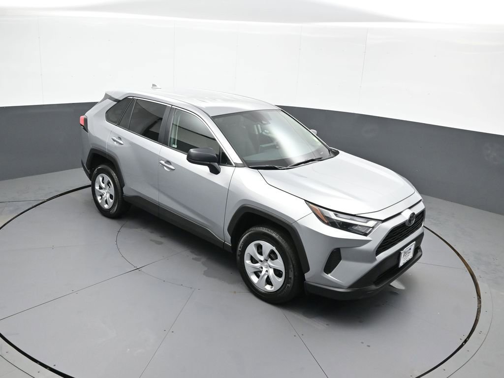 Certified 2025 Toyota RAV4 LE image 35