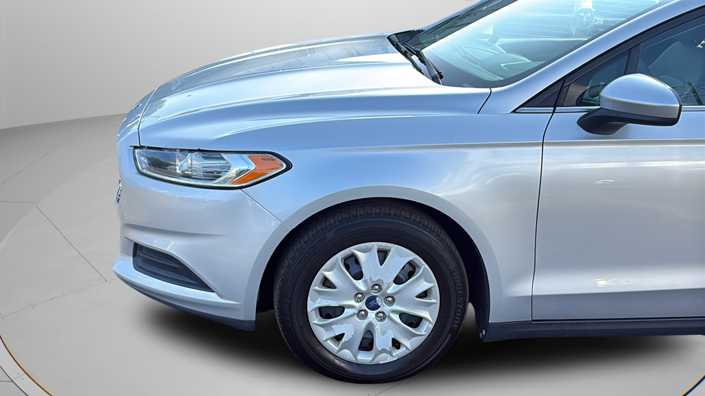 Used 2014 Ford Fusion S FWD image 26