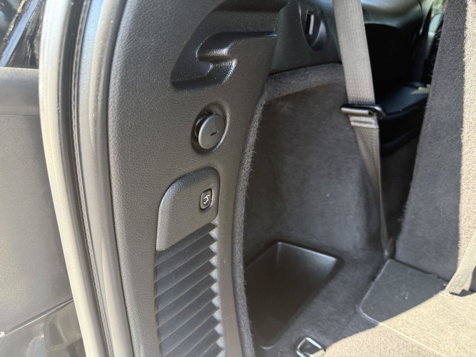 Used 2022 Dodge Durango GT RWD image 25