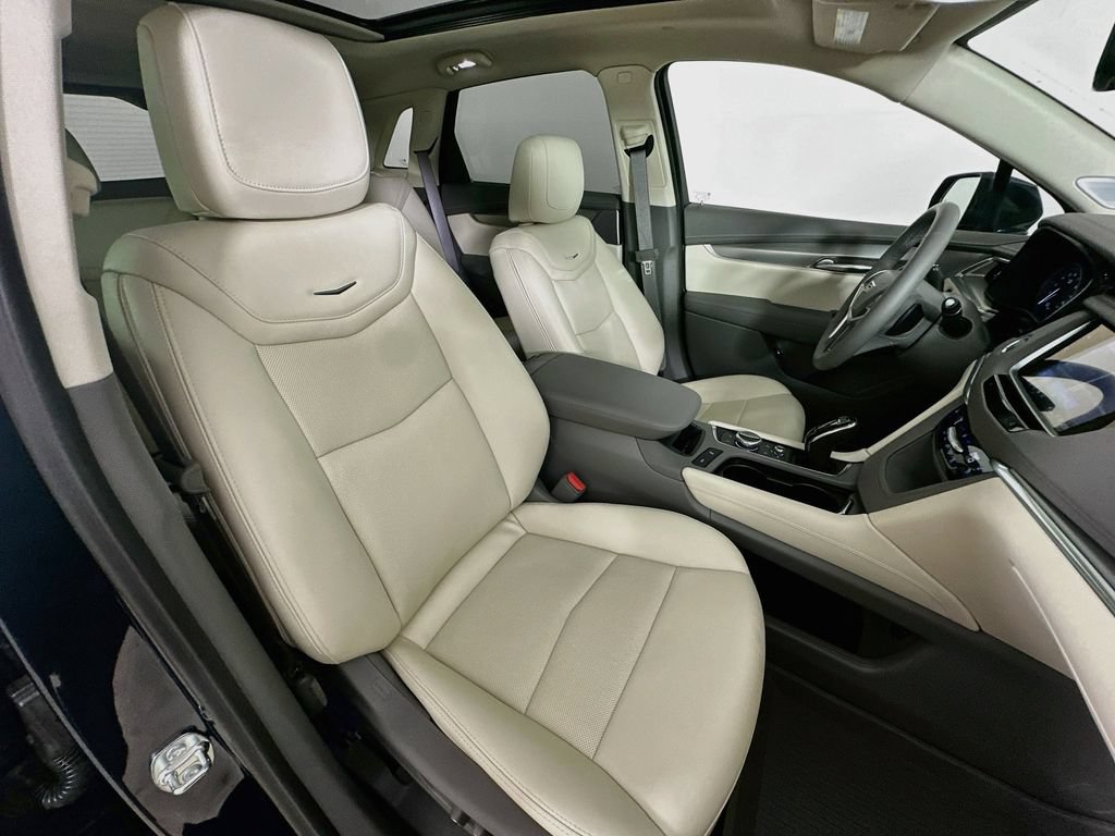 New 2026 Cadillac XT5 Premium Luxury w/ Driver Assist Package FWD image 35