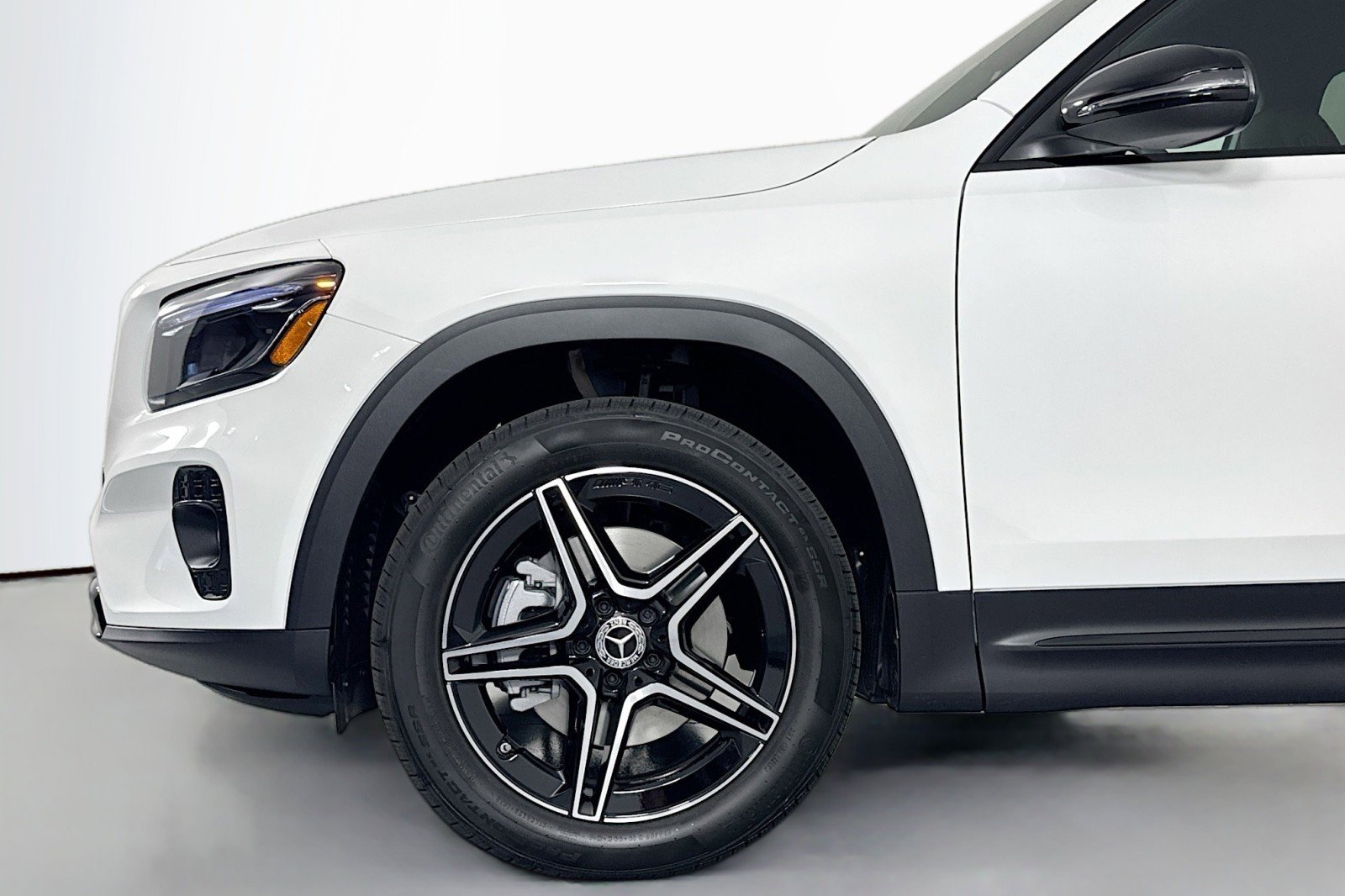 New 2026 Mercedes-Benz GLB 250 image 10