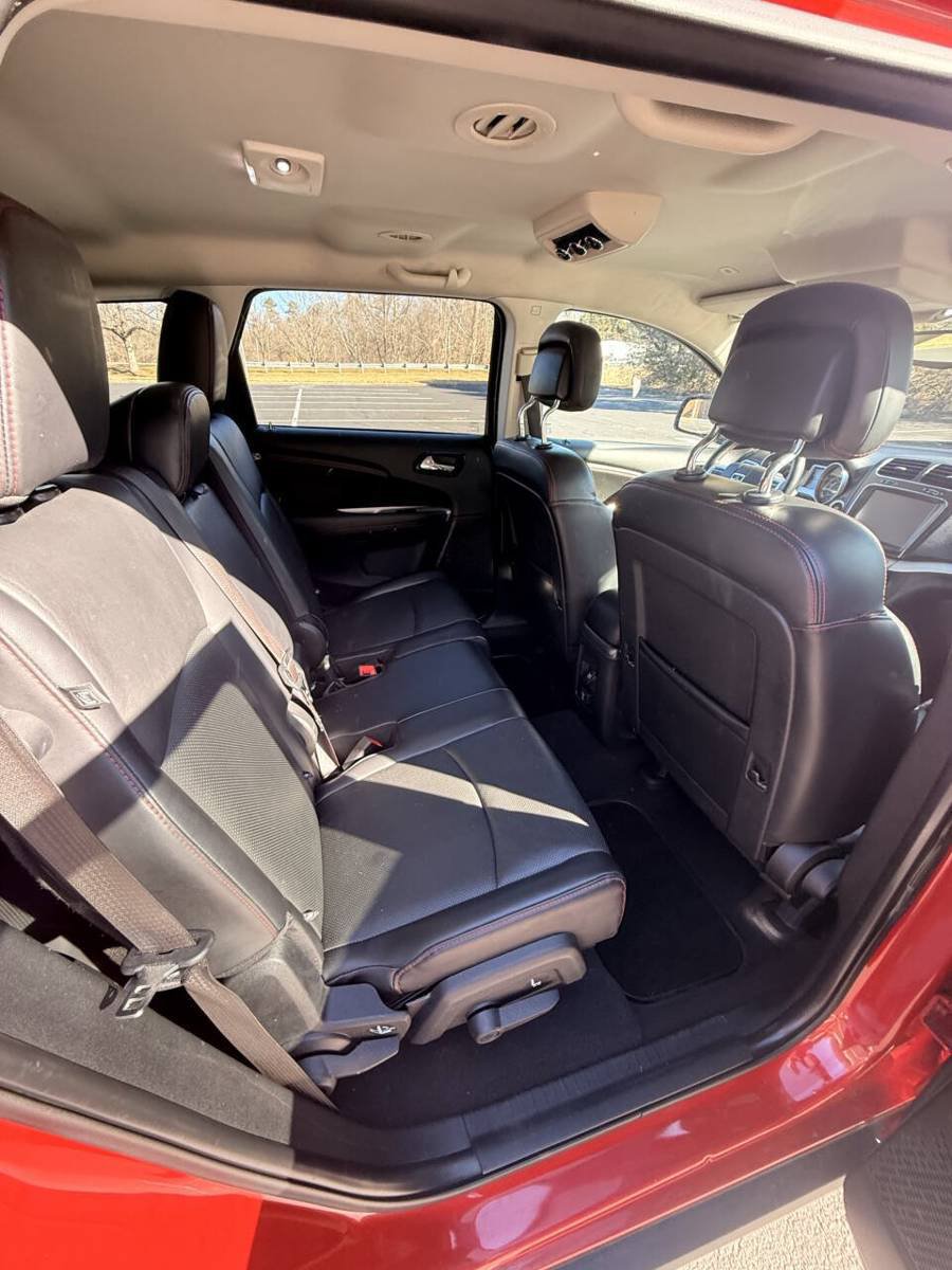 Used 2019 Dodge Journey GT w/ Driver Convenience Group AWD/4WD image 6