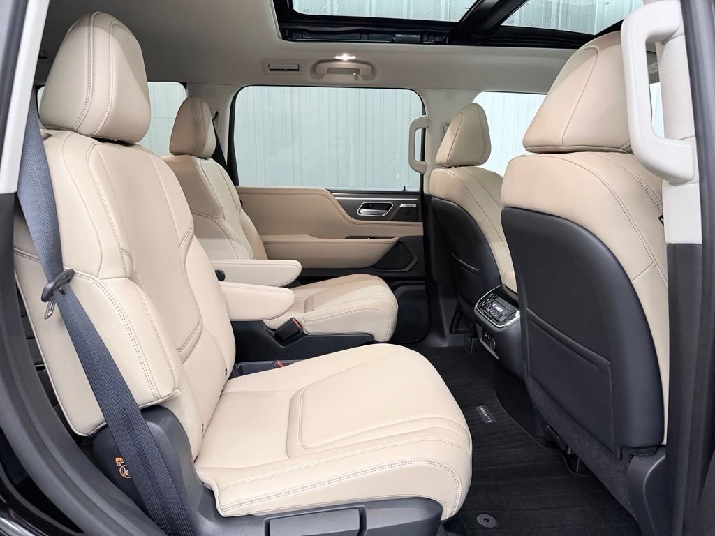 New 2026 INFINITI QX80 Pure RWD image 42