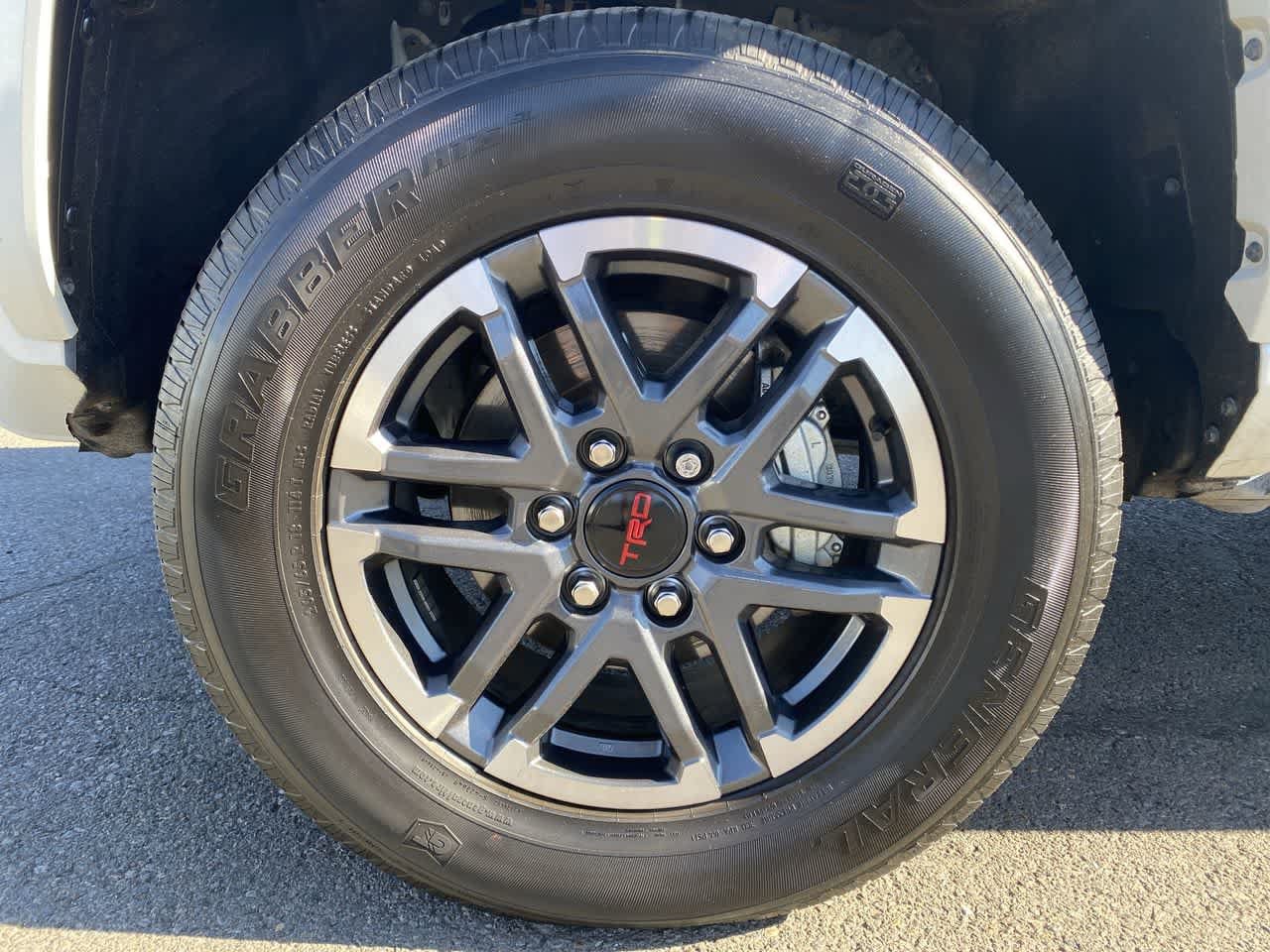 Certified 2024 Toyota Tacoma TRD Sport w/ TRD Sport Premium Package AWD/4WD image 10