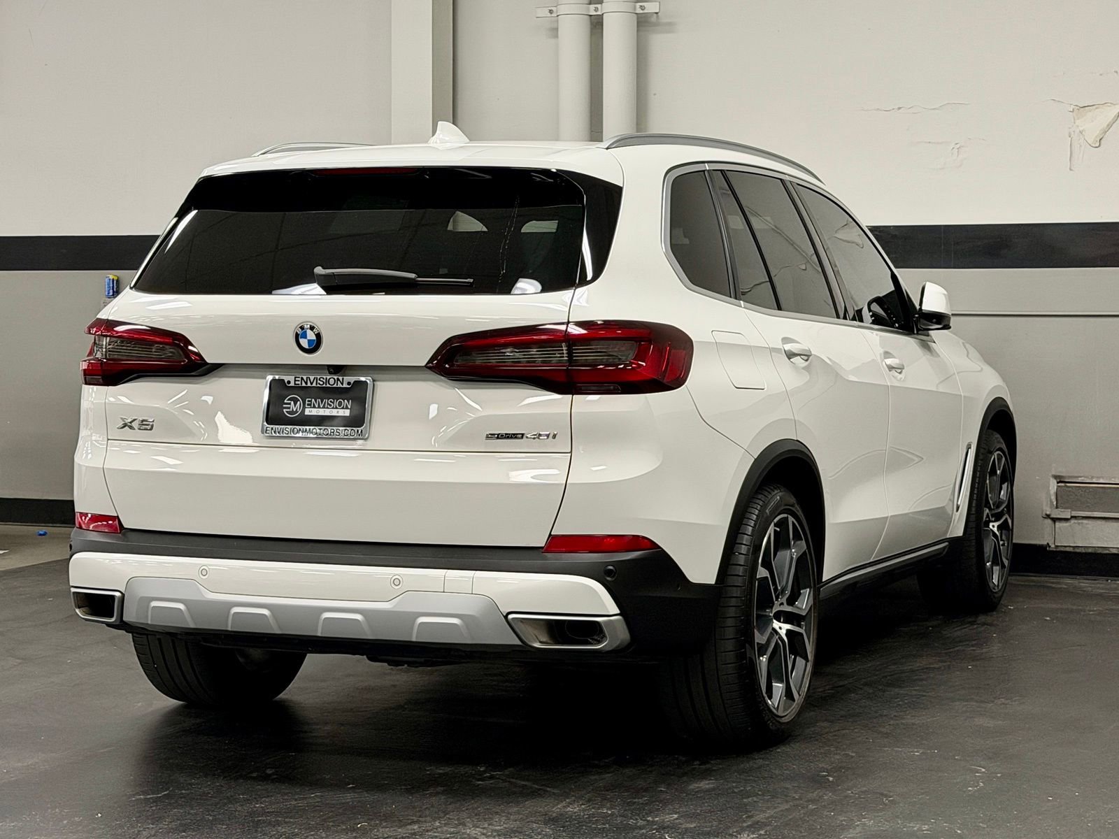 Used 2023 BMW X5 sDrive40i w/ Premium Package image 12