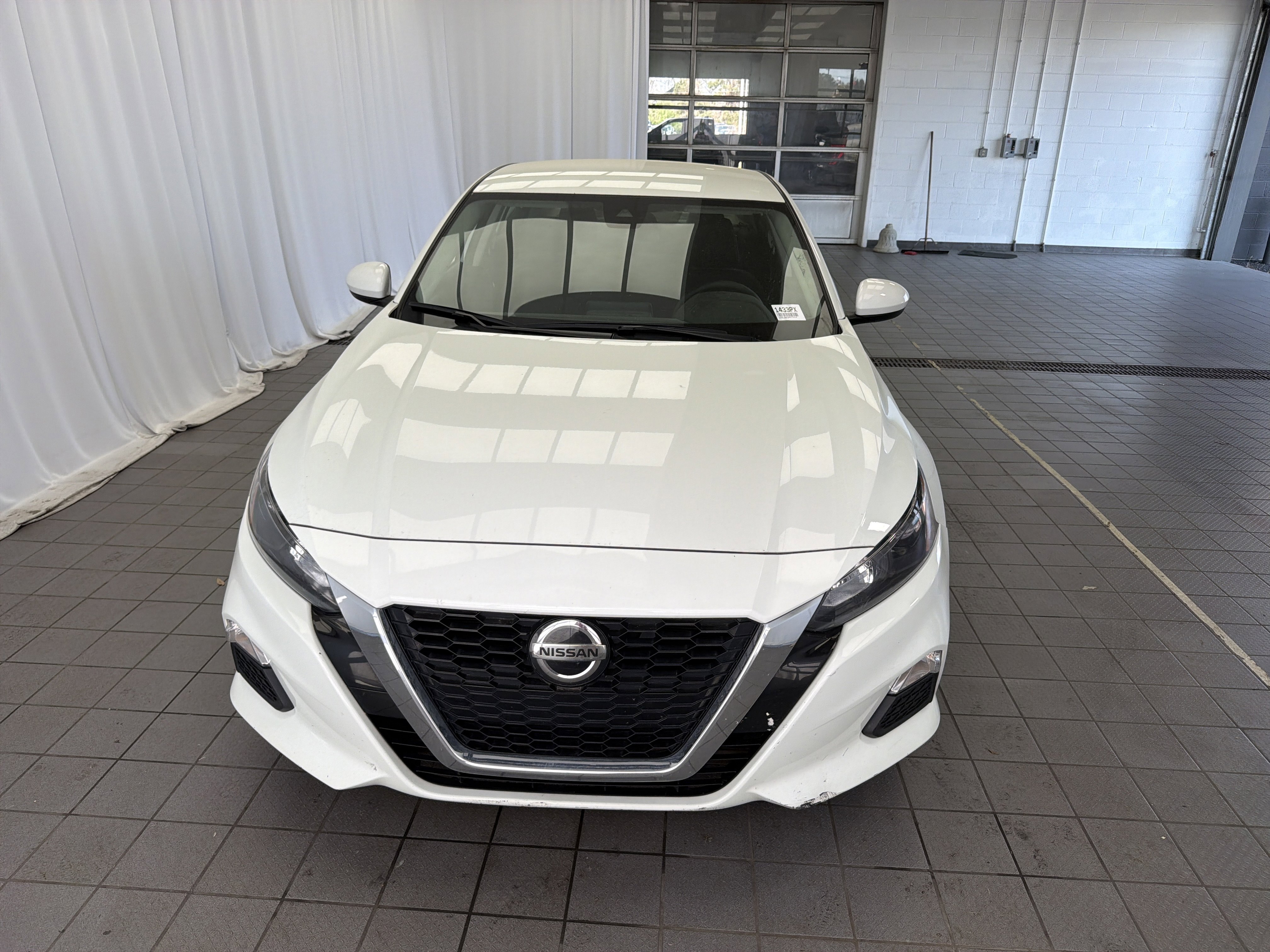Used 2022 Nissan Altima 2.5 S image 2