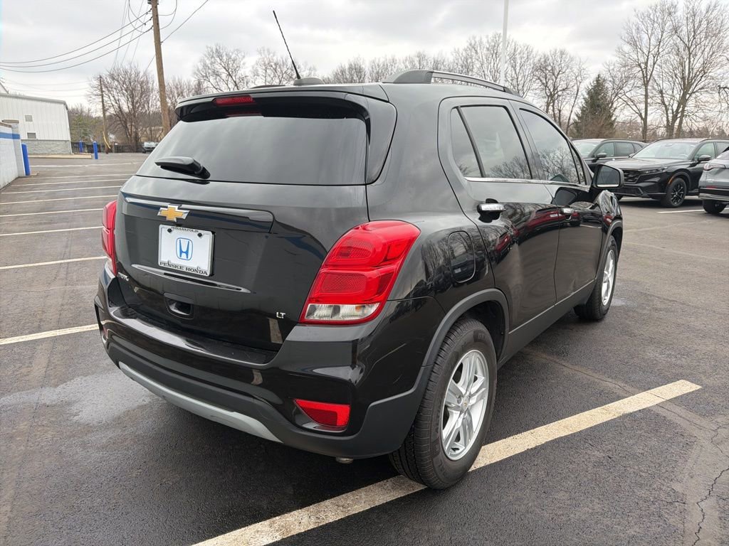 Used 2019 Chevrolet Trax LT w/ LT Convenience Package image 5