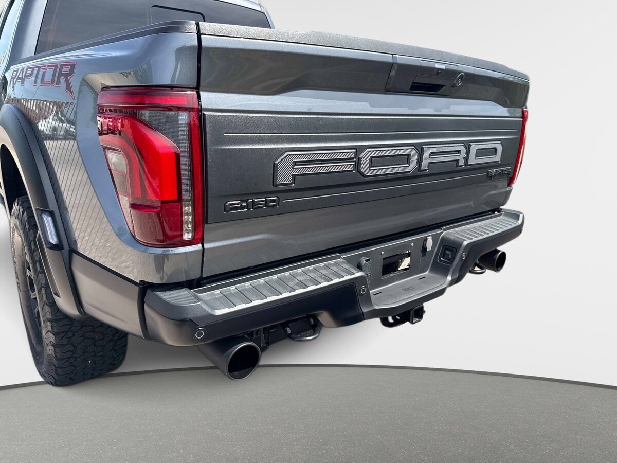 Used 2024 Ford F150 Raptor AWD/4WD image 9