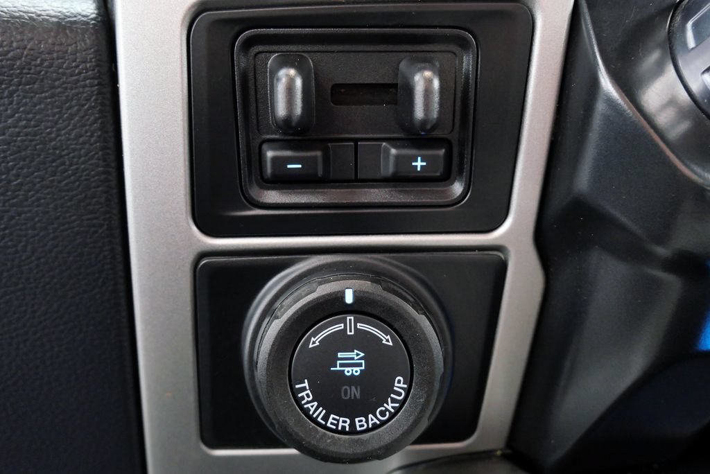 Used 2022 Ford F250 Lariat w/ Lariat Ultimate Package AWD/4WD image 30