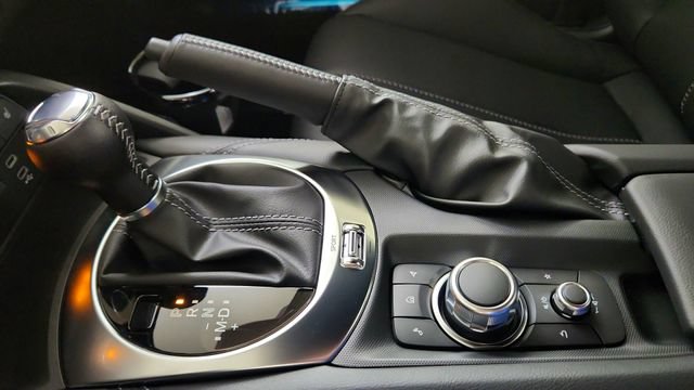 New 2026 MAZDA MX-5 Miata Grand Touring RWD image 17