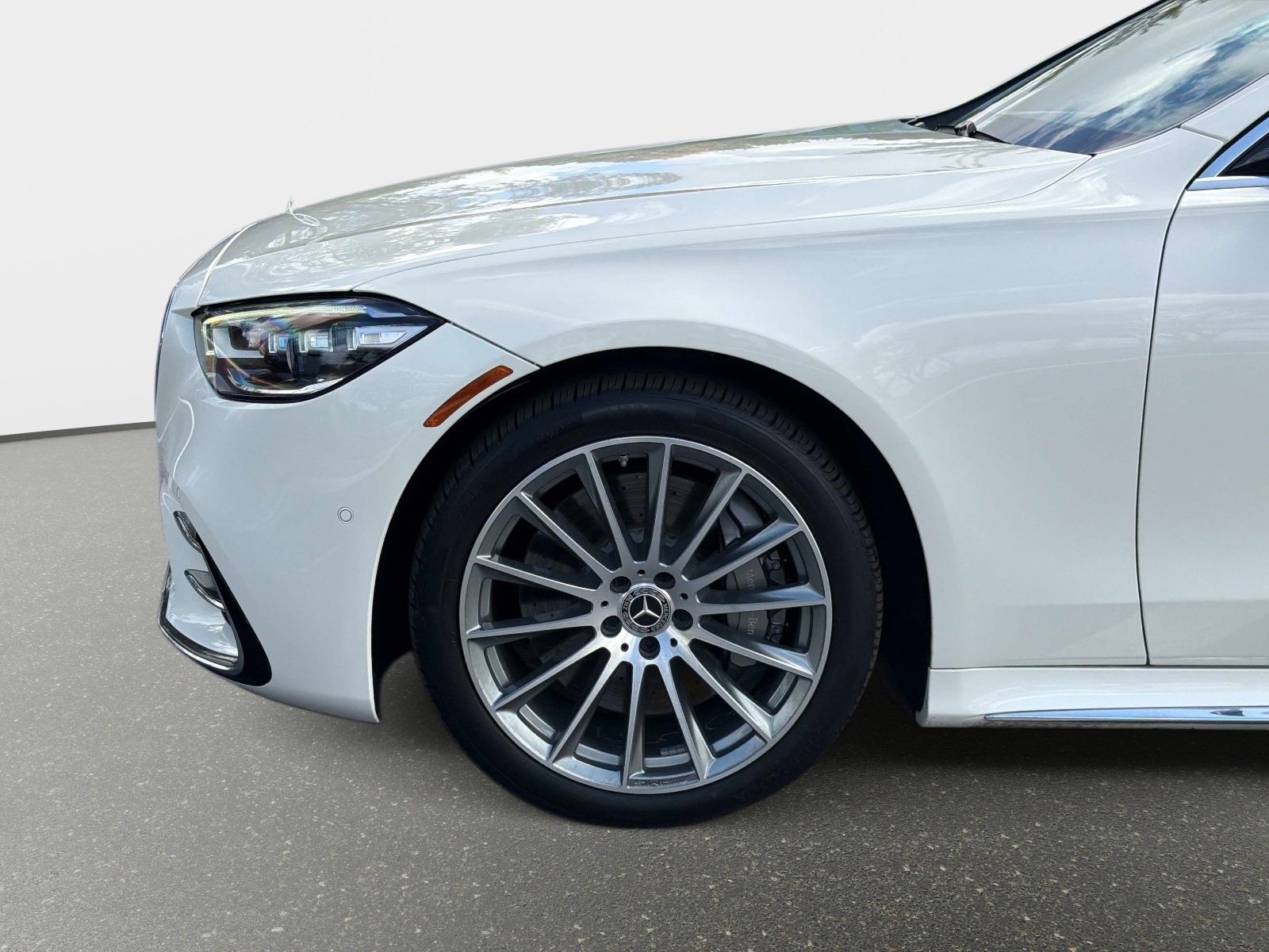Used 2022 Mercedes-Benz S 580 4MATIC Sedan image 12