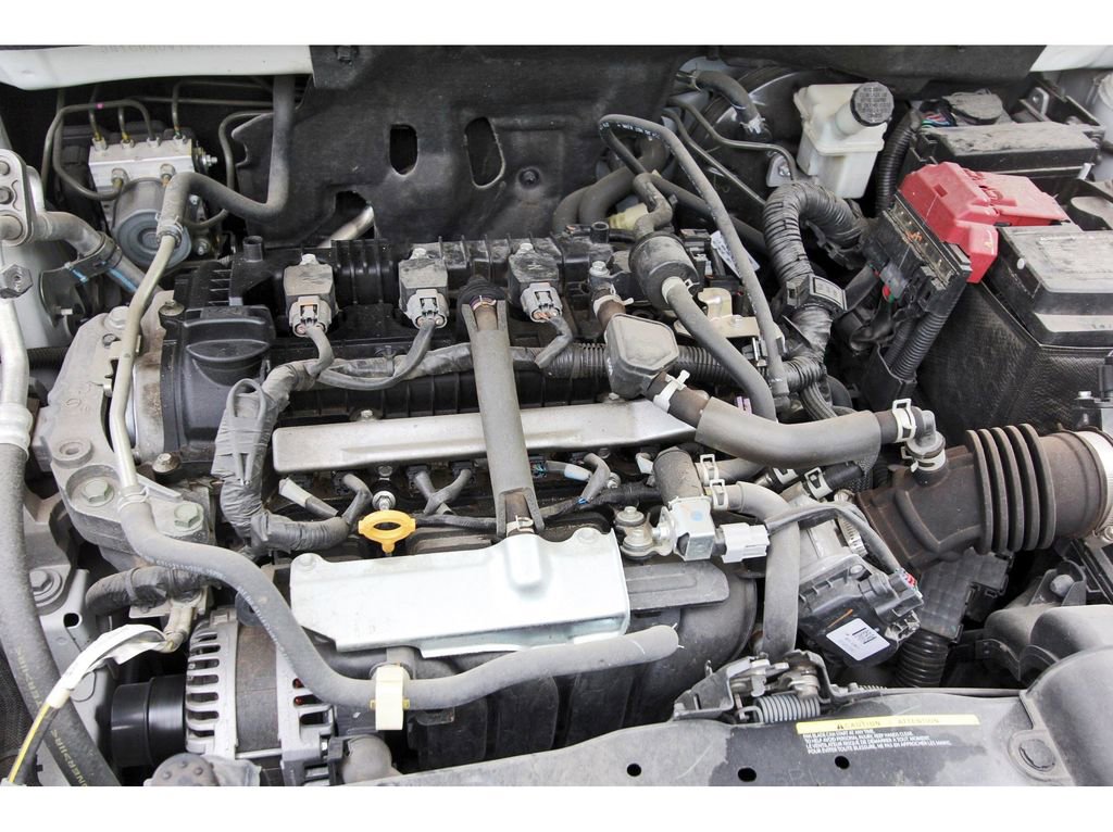 Used 2023 Nissan Kicks SR image 32