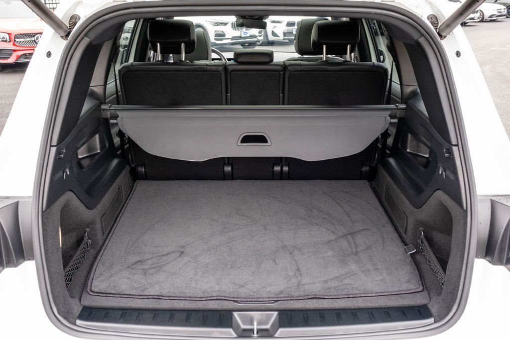 Used 2023 Mercedes-Benz EQB 350 4MATIC SUV image 33