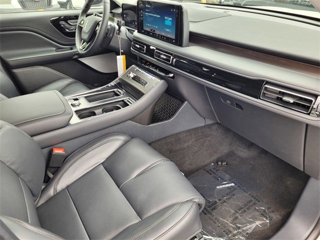 New 2025 Lincoln Aviator Reserve w/ Equipment Group 201A image 15