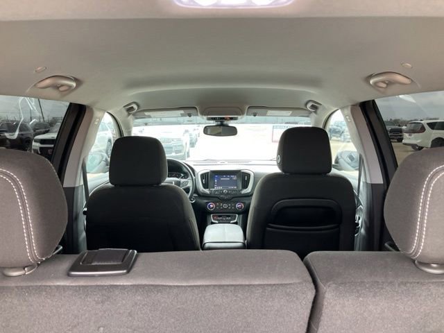 Used 2023 GMC Terrain SLE w/ Driver Convenience Package image 18