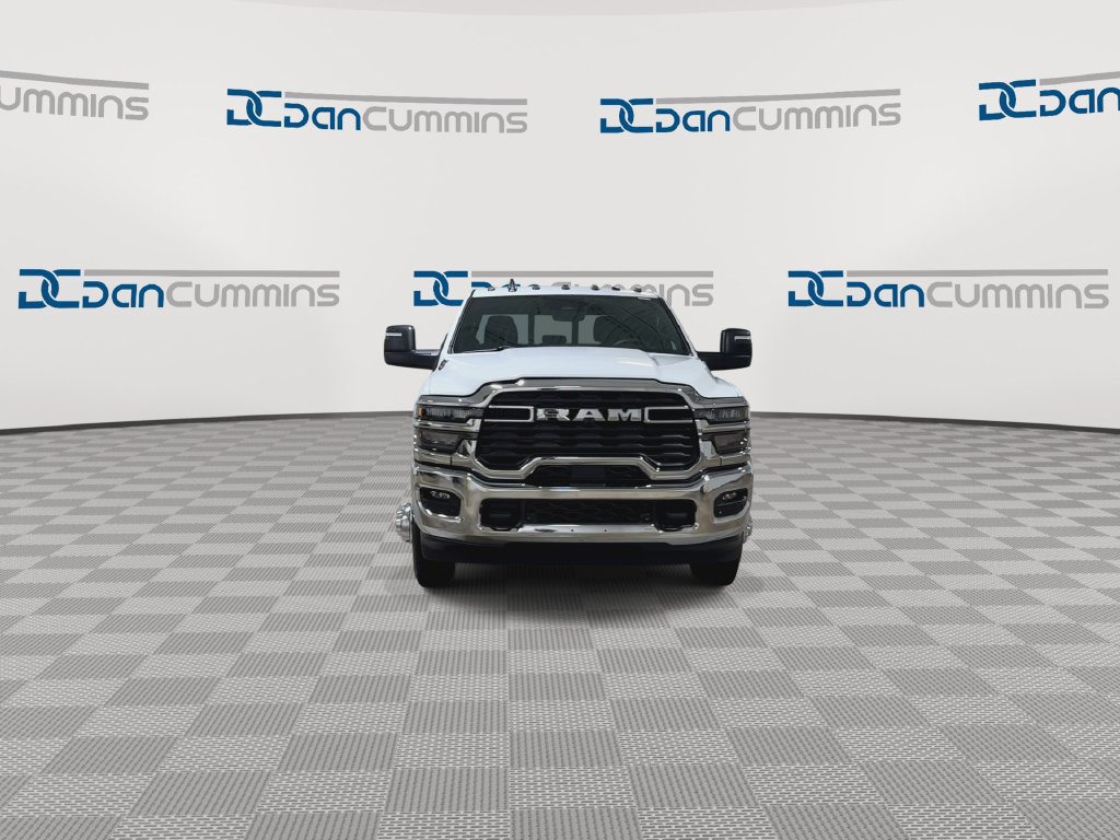 New 2027 RAM 3500 Tradesman AWD/4WD image 3