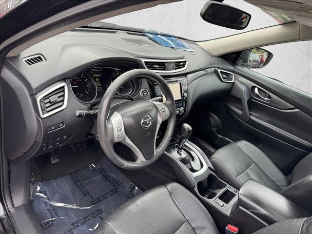 Used 2015 Nissan Rogue SL w/ SL Premium Package AWD/4WD image 12
