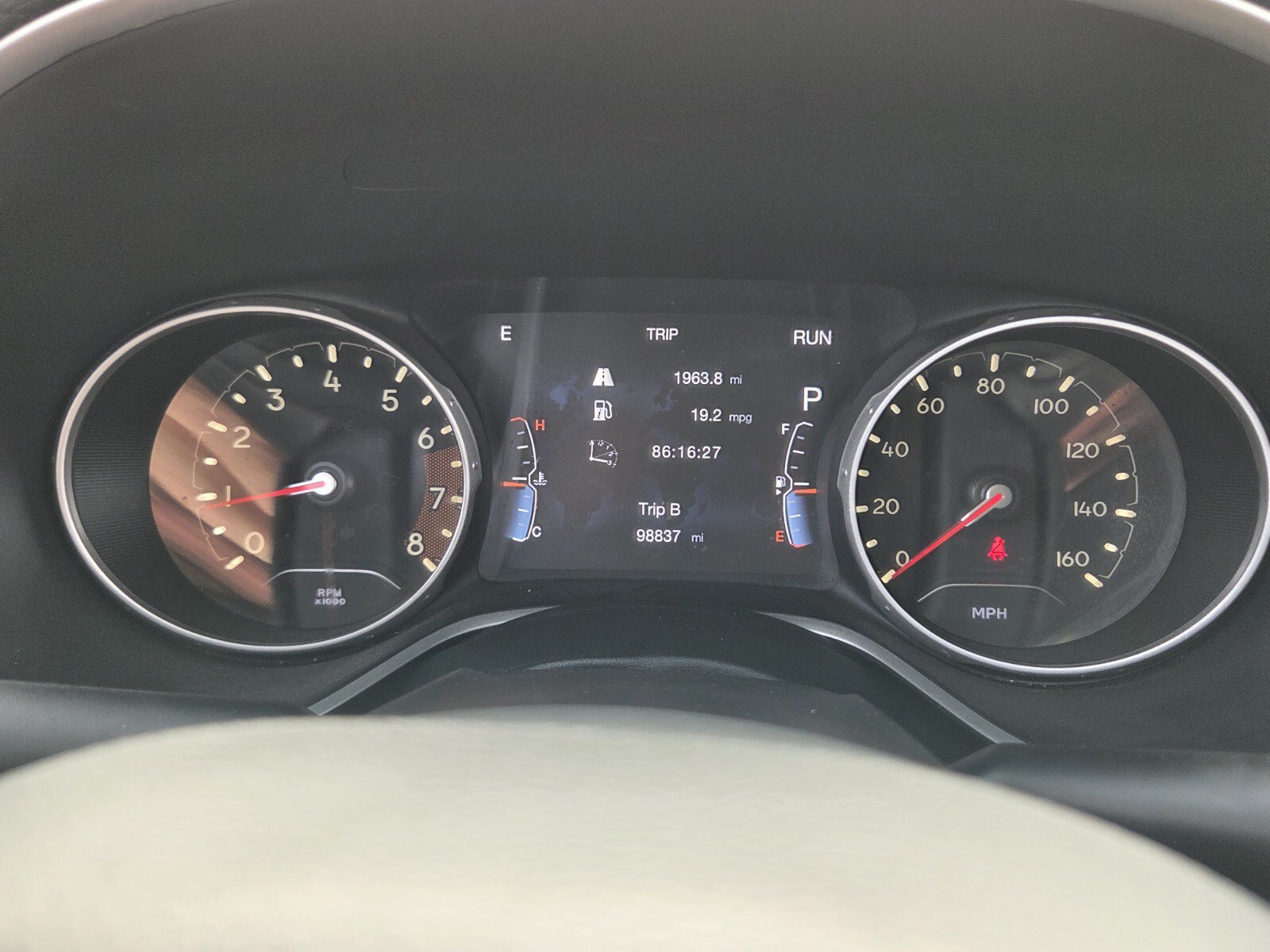 Used 2020 Jeep Compass Latitude FWD image 31