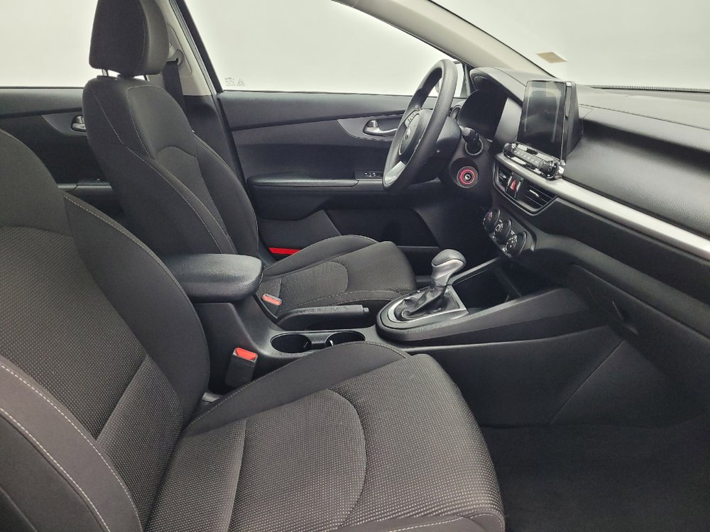 Used 2020 Kia Forte LXS FWD image 21