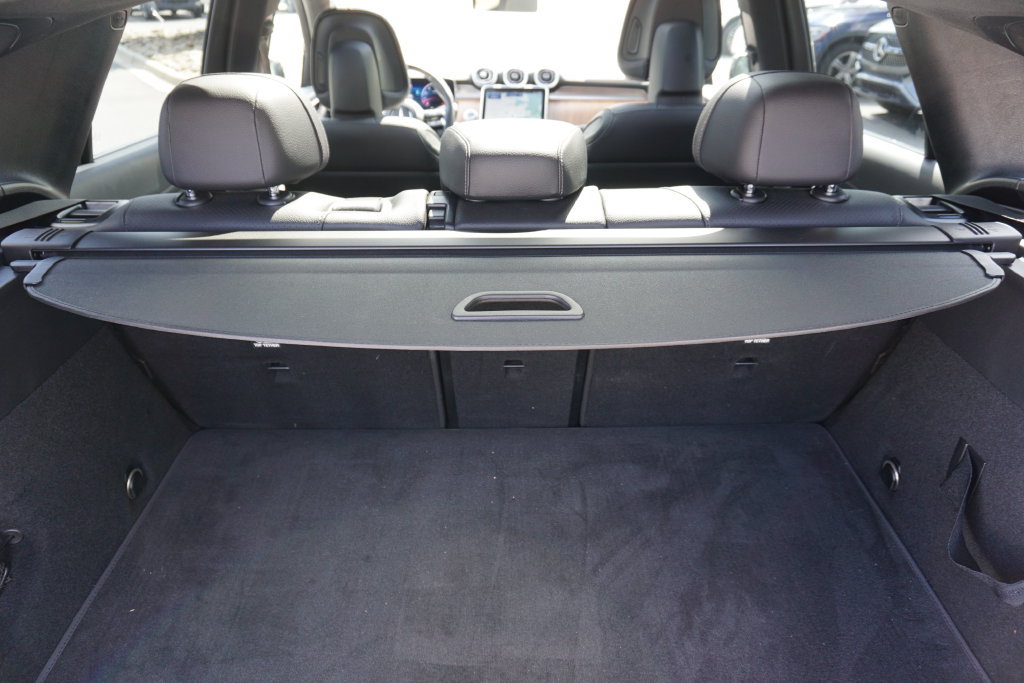 Certified 2025 Mercedes-Benz GLC 300 image 33