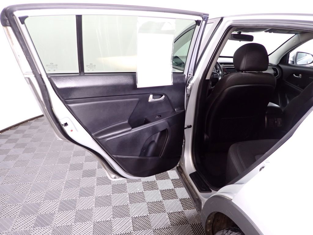 Used 2014 Kia Sportage LX image 26