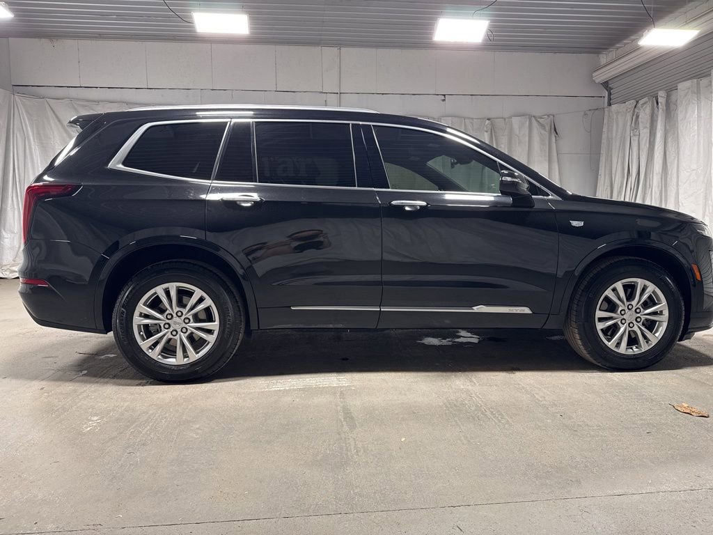 Used 2023 Cadillac XT6 Luxury image 8