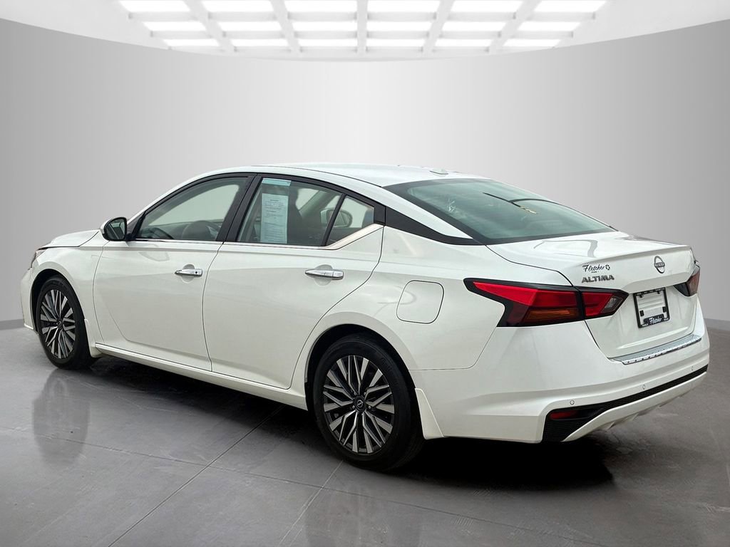 Used 2023 Nissan Altima 2.5 SV FWD image 8