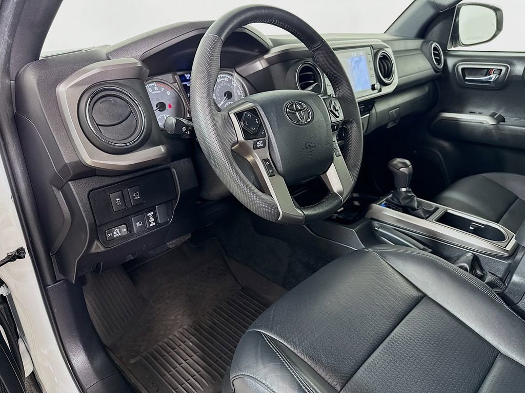 Used 2023 Toyota Tacoma Limited w/ Black Out Package (TMS) image 9