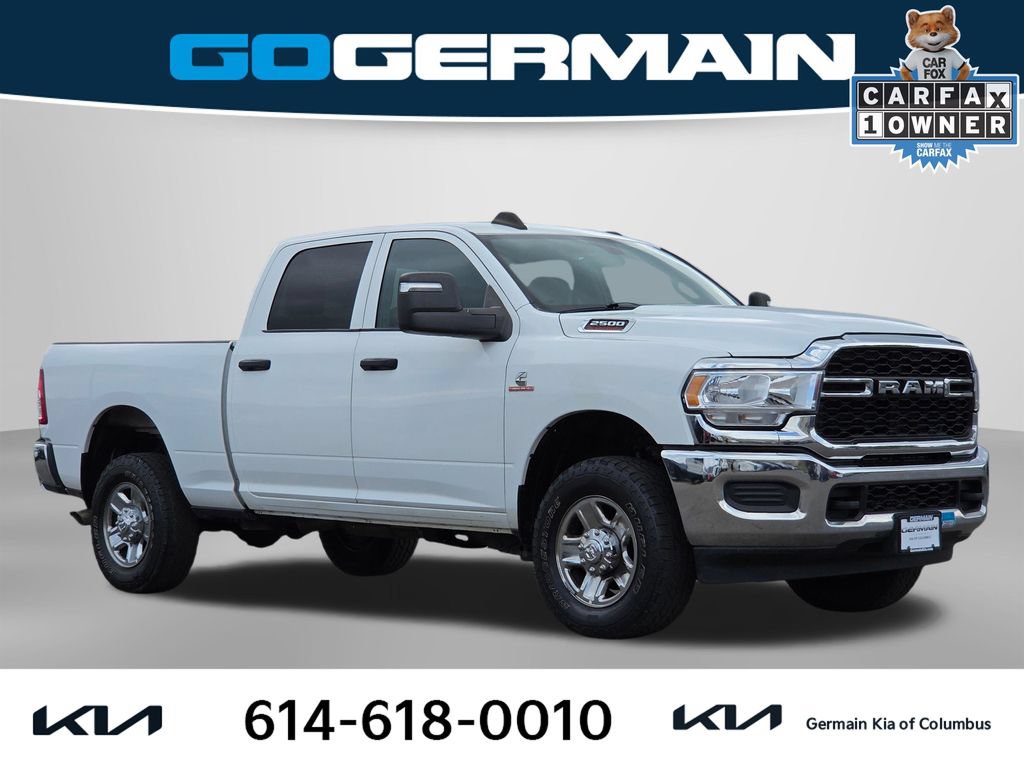 Used 2023 RAM 2500 Tradesman w/ Chrome Appearance Group AWD/4WD image 4