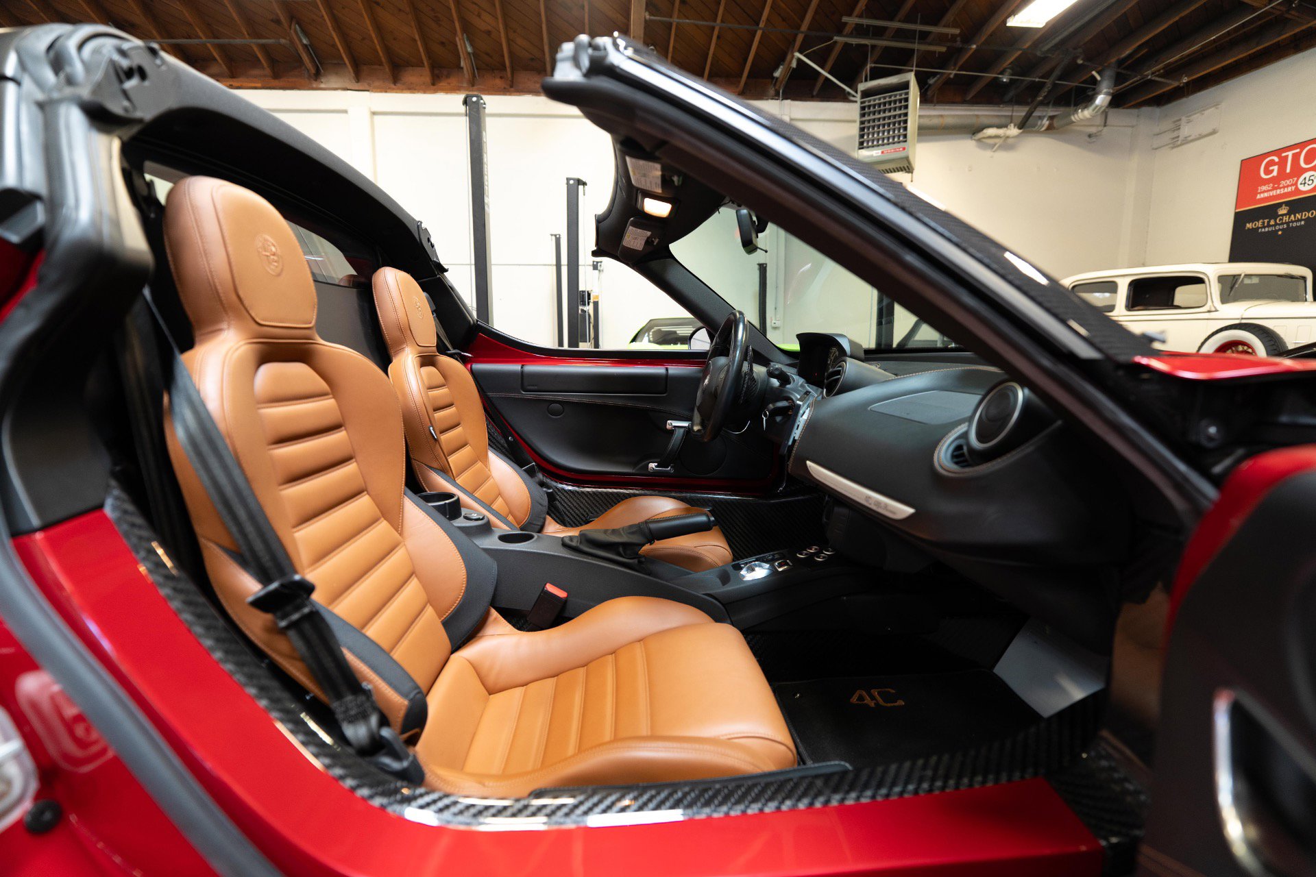 Used 2018 Alfa Romeo 4C Spider w/ Convenience Group - Spider image 92