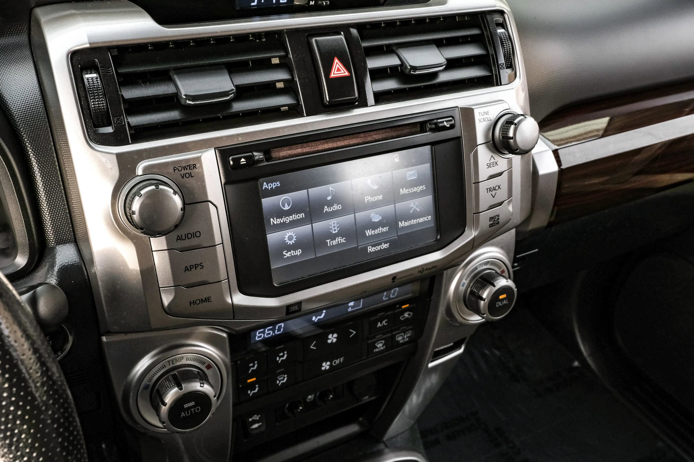 Used 2014 Toyota 4Runner Limited image 24