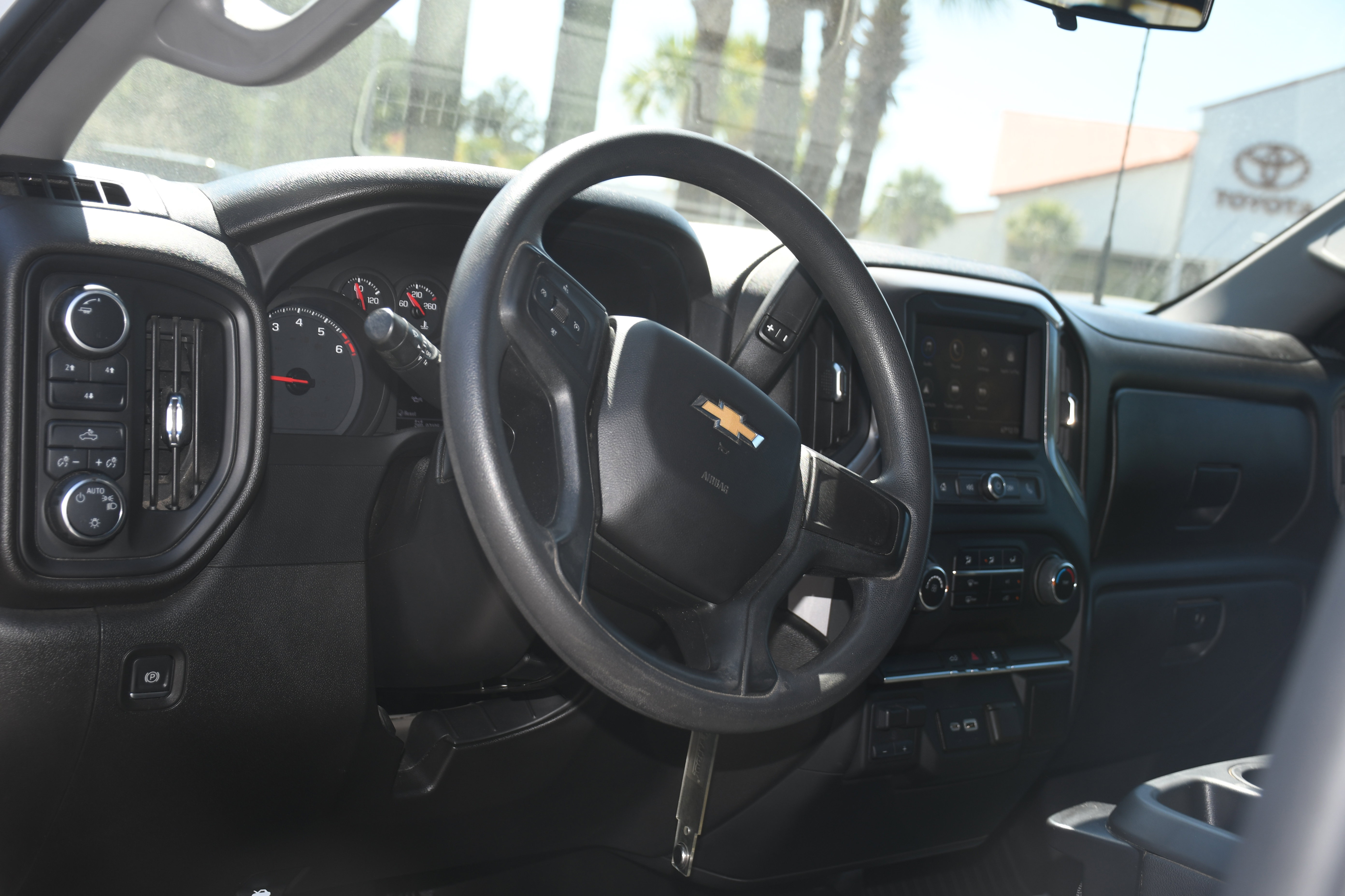 Used 2022 Chevrolet Silverado 2500 W/T w/ WT Convenience Package image 8