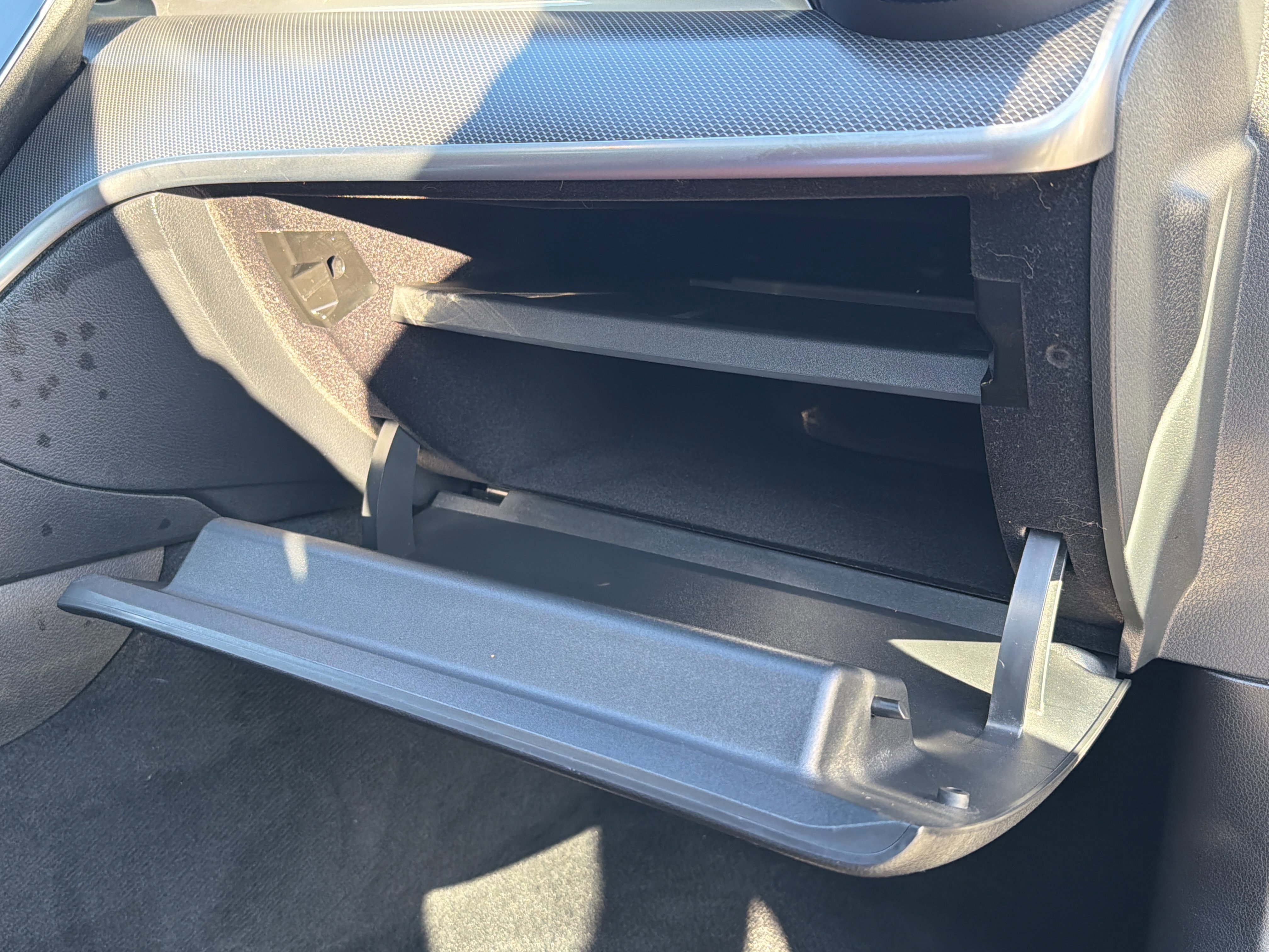 Used 2023 Mercedes-Benz C 300 Sedan w/ AMG Line w/ Night Package image 2