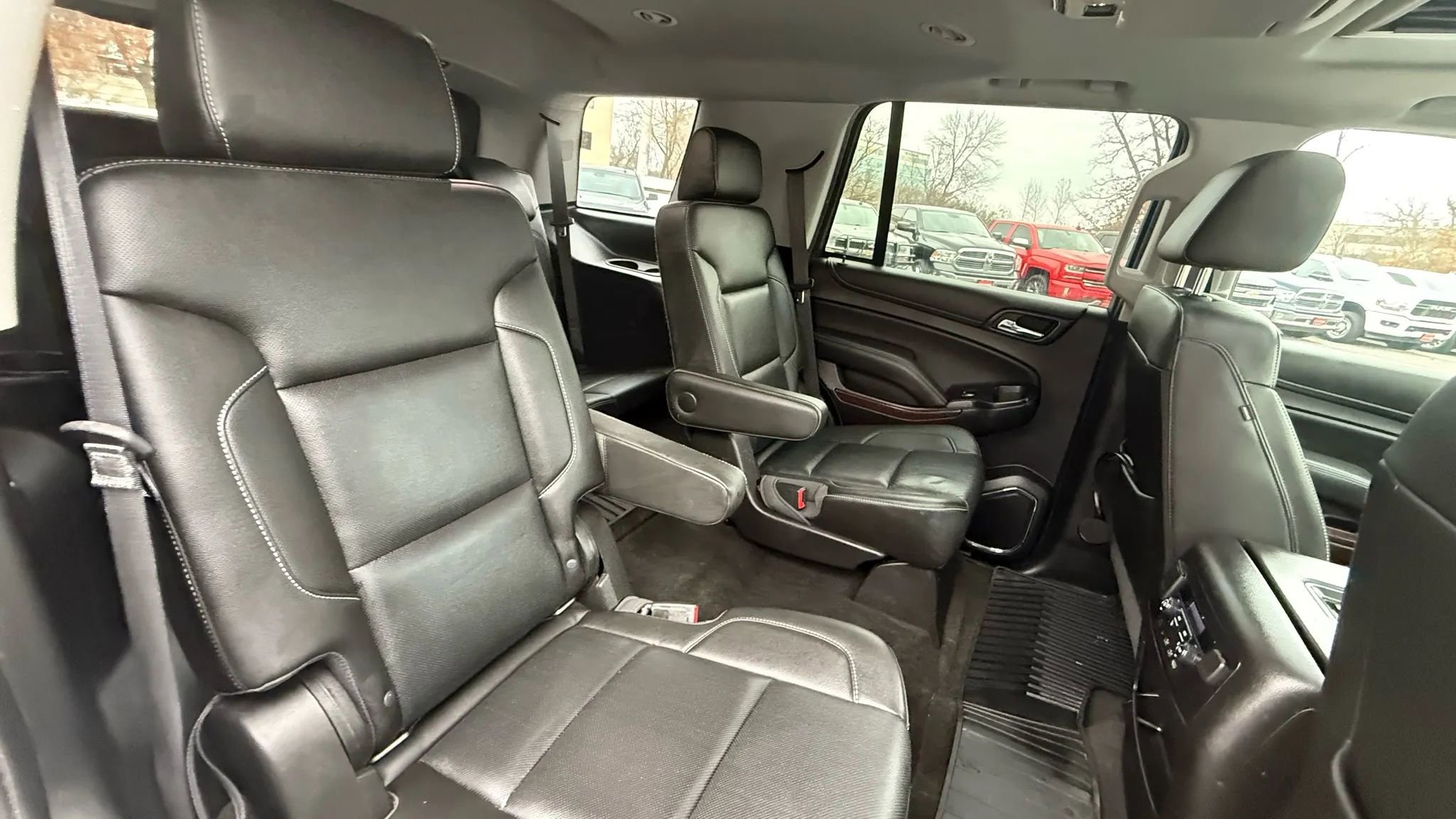 Used 2018 GMC Yukon SLT w/ Open Road Package image 33