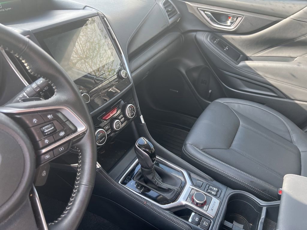 Used 2024 Subaru Forester Touring w/ Pop Package 2 image 11