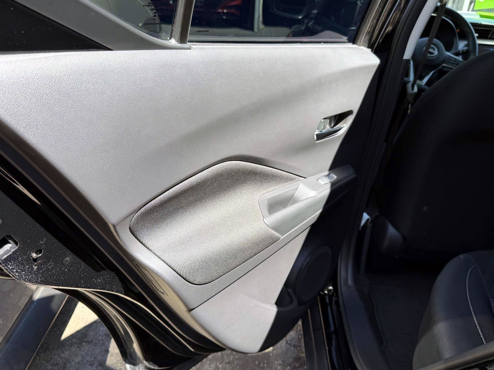 Used 2024 Nissan Kicks SV FWD image 10