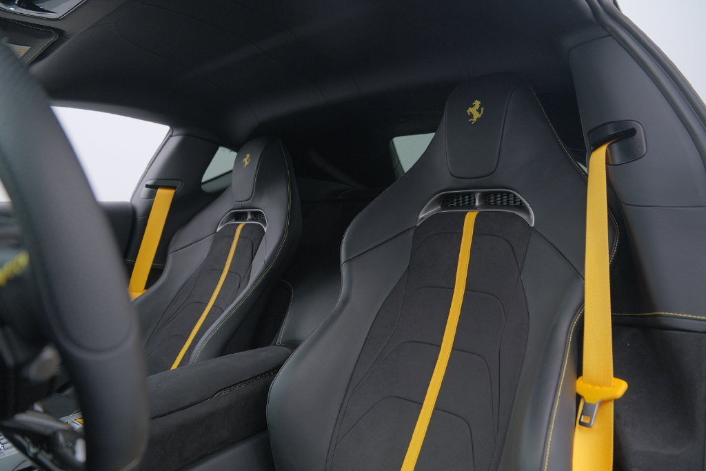 Used 2025 Ferrari 12Cilindri RWD image 10