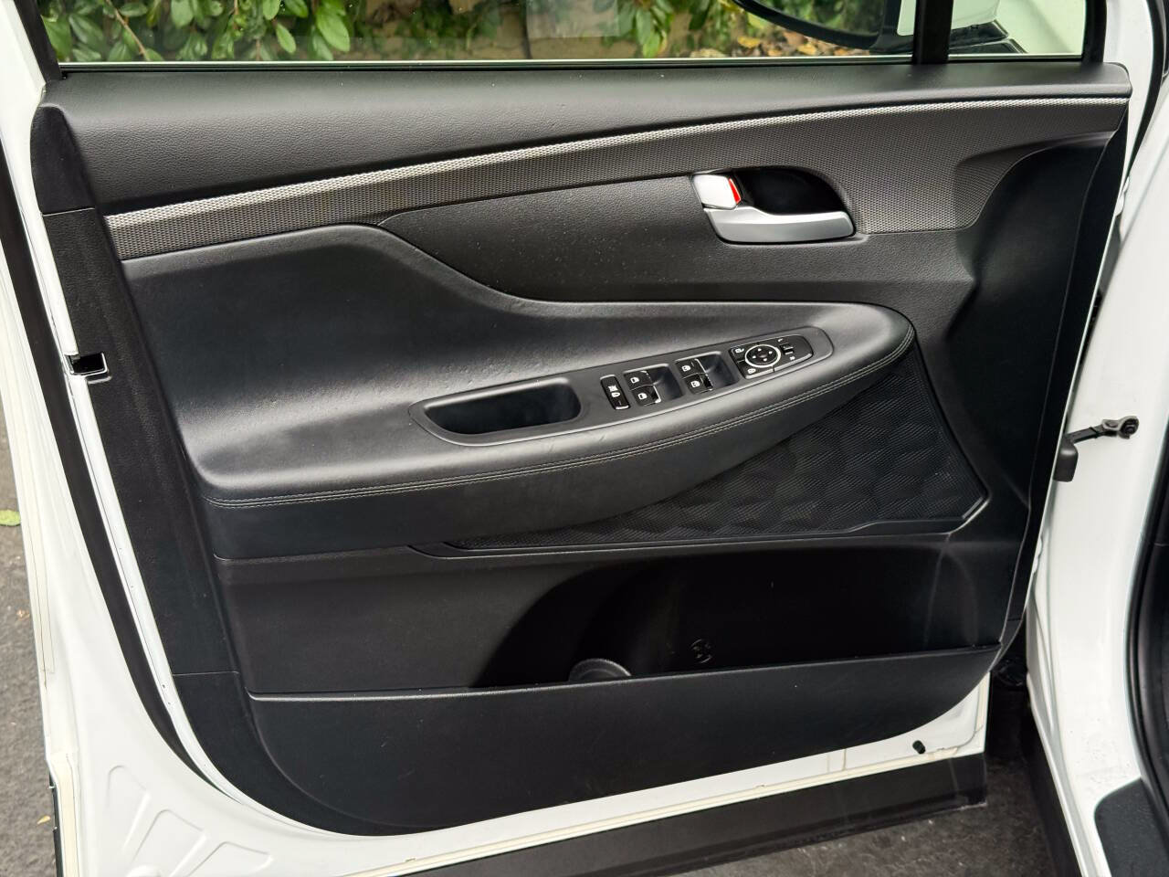 Used 2019 Hyundai Santa Fe SEL FWD image 14