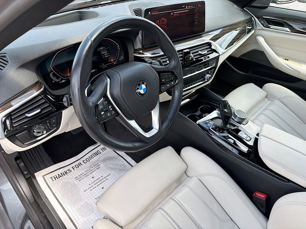 Used 2021 BMW 540i w/ Premium Package RWD image 26