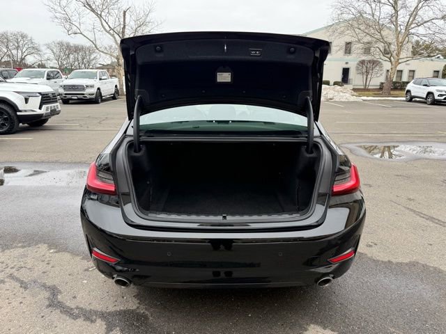 Used 2022 BMW 330i xDrive Sedan w/ Premium Package 2 image 10