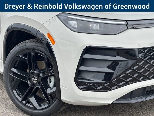 New 2026 Volkswagen Tiguan SE R-Line image 10
