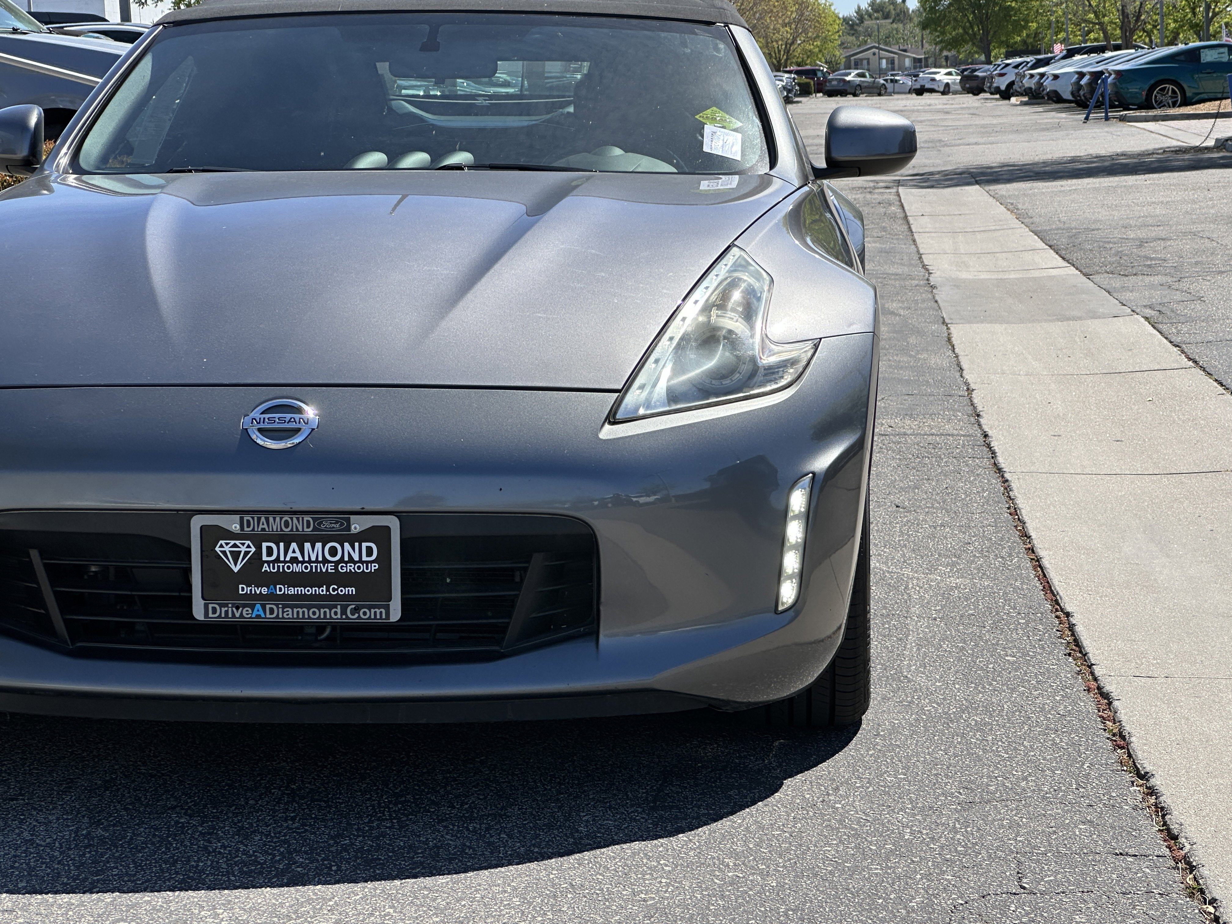 Used 2014 Nissan 370Z Roadster image 13