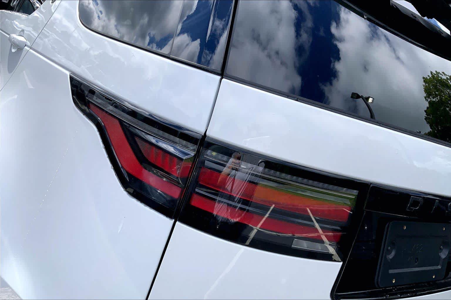 New 2026 Land Rover Discovery Dynamic SE AWD/4WD image 5
