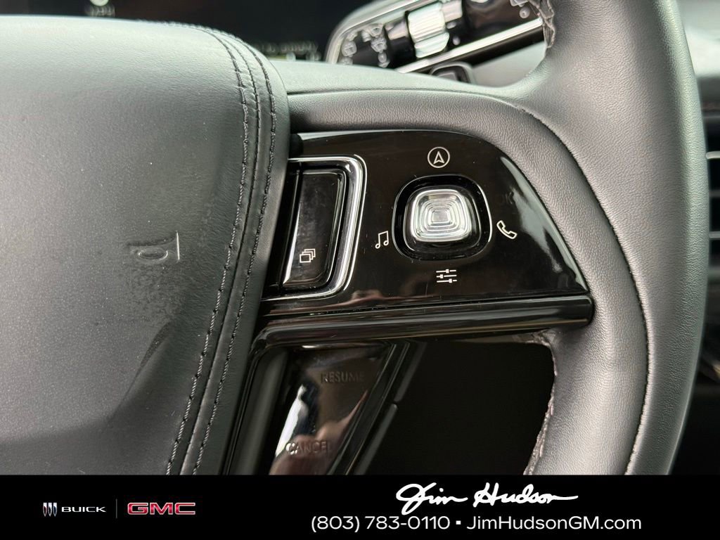 Used 2023 Lincoln Aviator AWD w/ Premium Package image 31