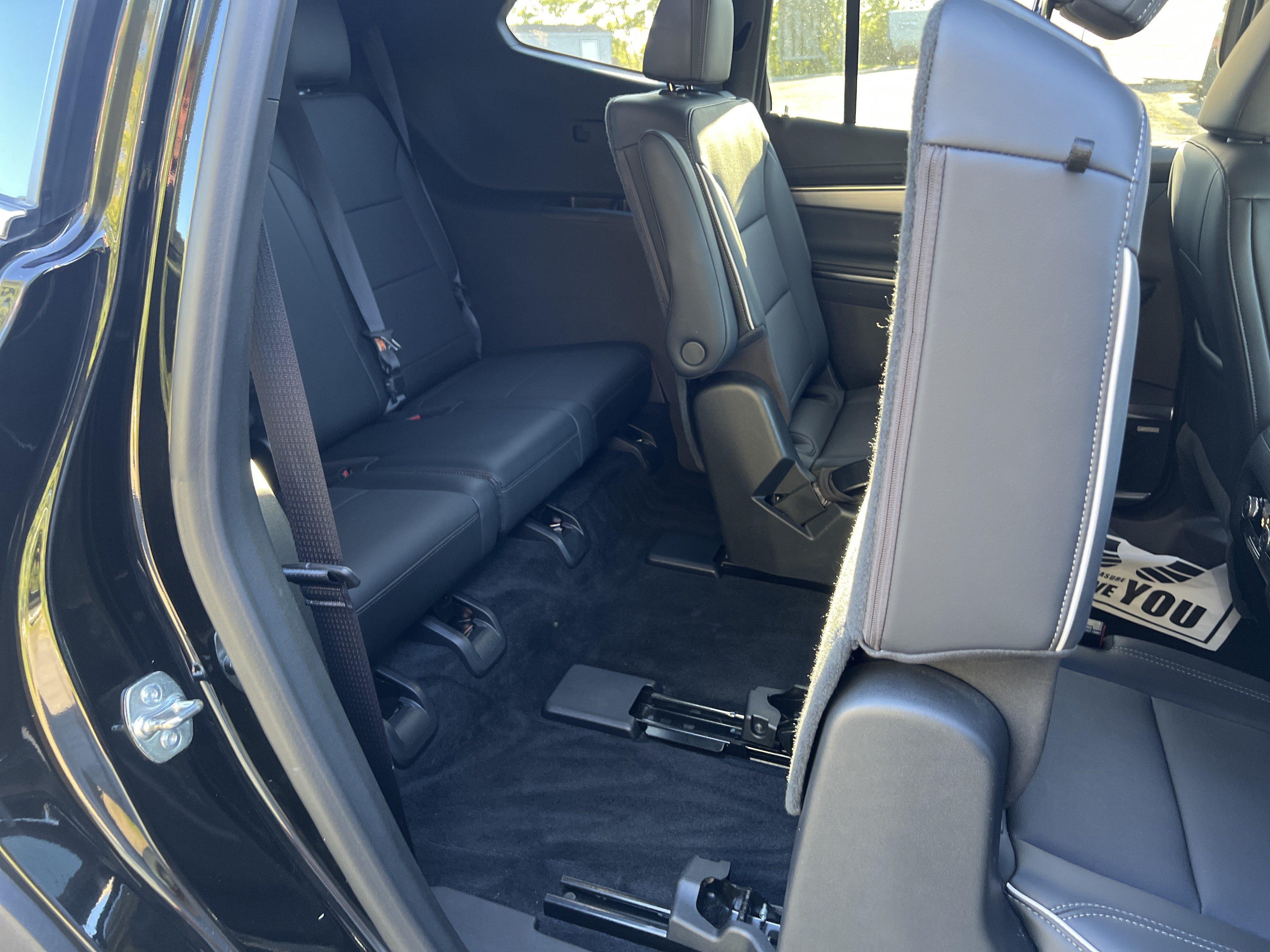 Used 2025 Buick Enclave Preferred AWD/4WD image 46